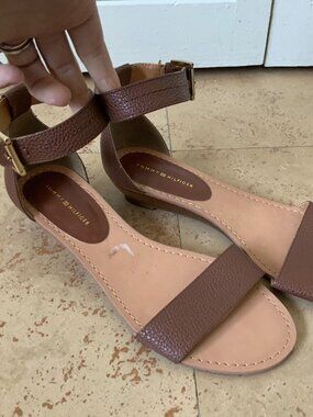 Tommy Hilfiger Brown Ankle Strap Flat Sandals Size 7.5M